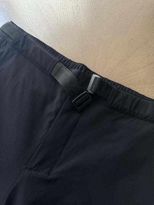 点此购买 On昂跑春秋季男士高性能轻量越野跑长裤 ye 311744 商品图10