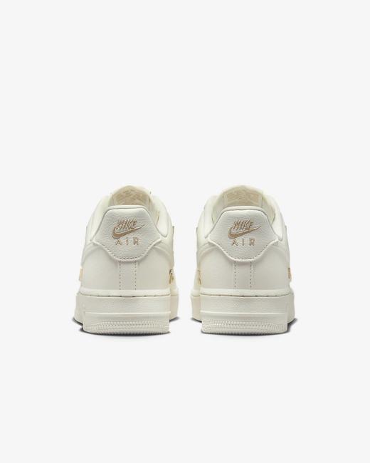 Nike 耐克Air Force 1 '07 LX 女子空军一号小金钩运动鞋FV3654-111 商品图4