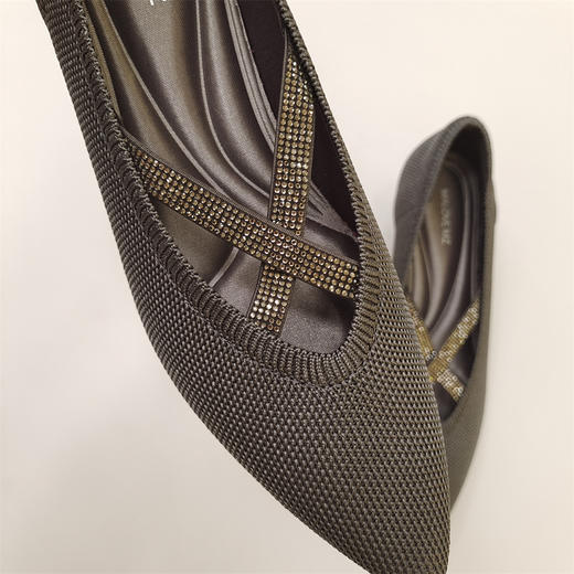 Malove王妃鞋带跟系列 | 爱心跟侧空款、经典猫跟款、经典尖头单鞋，三款可选择（爆单！3-15天发货） 商品图8