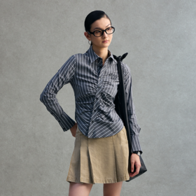 GOODBAI 粗体logo条纹翻领打褶收腰斜襟长袖衬衫