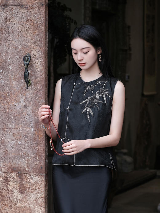 盛唐牡丹 |手工珠绣香云纱马甲 商品图0