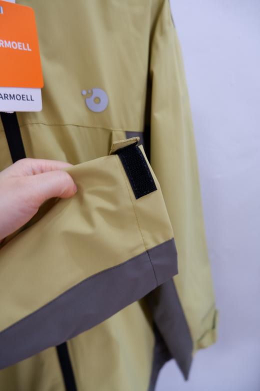 直发【M25003】Rarmoel 一件极具功能性儿童户外冲锋衣 商品图3