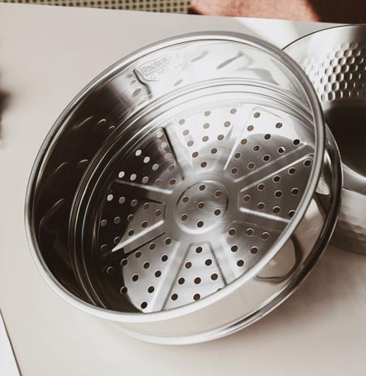 ✨【品牌直发】日式YOPO第三代五层钢316L雪平锅汤锅🔥面世啦，汤锅界天花板，煮饭爱好者的武器，🌟24cm3-5人煲汤火锅必备！ 商品图4