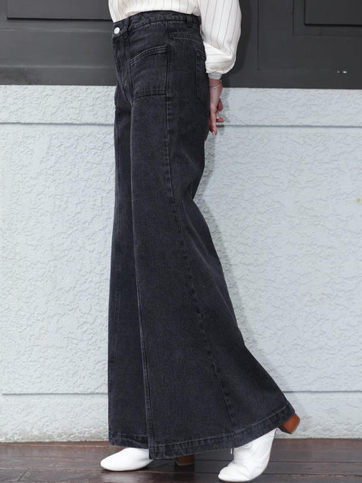 TYNVIE 水洗接缝喇叭牛仔裤 - 黑色 商品图6