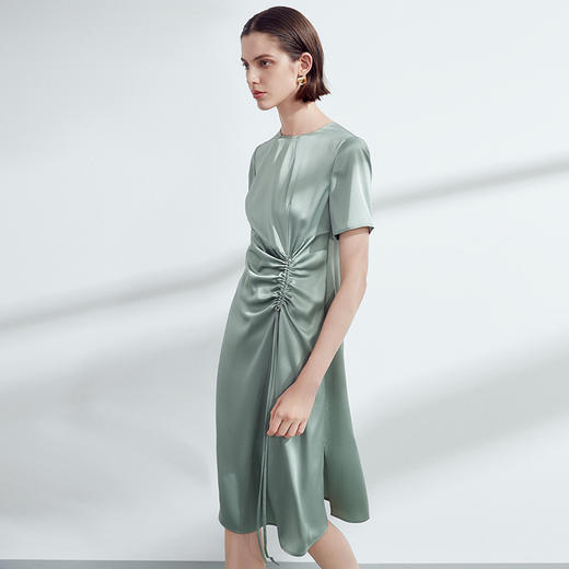 EITIE爱特爱夏季新款单侧提褶法式气质显瘦高腰连衣裙7807532 商品图2