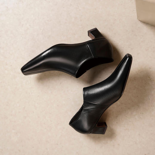 westory2025春季新款尖头乐福鞋舒适低跟豆豆鞋女S25AM58501 商品图4