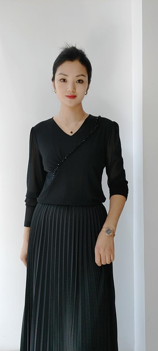 48M001斜钻V领网纱高弹时尚打底 商品图0