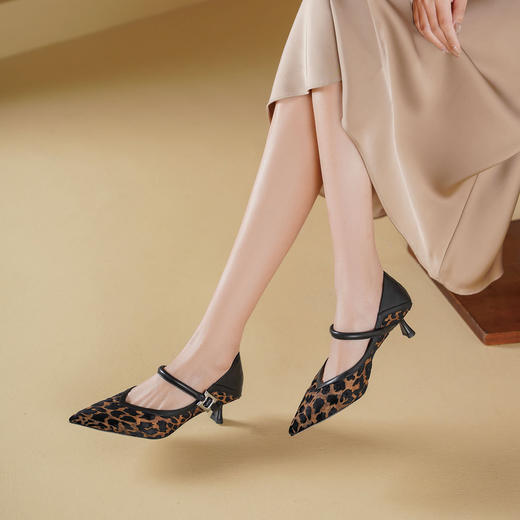 Westory2025年春季镂空网纱印花豹纹低跟玛丽珍浅口单鞋S25AH58571 商品图5