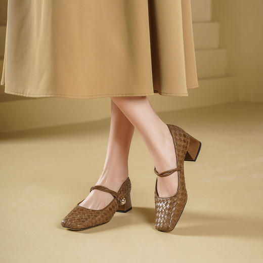 Westory2025年春季方头中跟牛皮编制玛丽珍通勤百搭老钱风浅口单鞋S25AE57861 商品图4