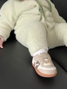 轻稳呵护 大胆迈步