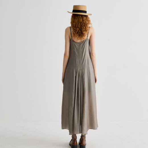 谜底连衣裙无袖女2025夏新品复古风度假刺绣铜氨丝长裙252ML0561 商品图2