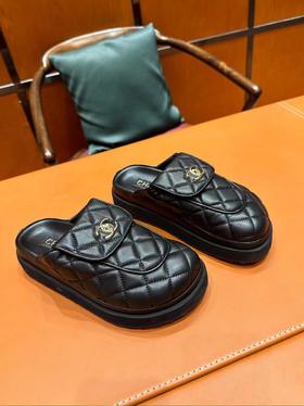 香奈儿勃肯鞋黑色羊面皮像面包一样柔软看了一眼就沦陷了（HC）