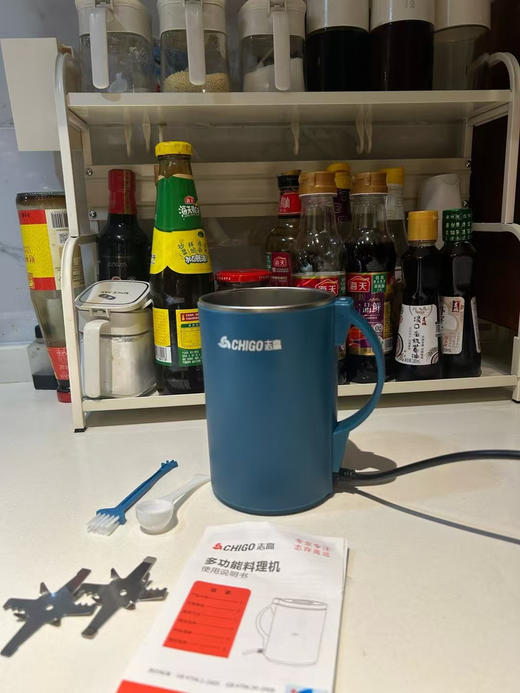 志高正品多功能料理机秒杀清仓，正价一个要200➕！
8叶精钢刀片！304不锈钢内胆！插电使用！
250W功率！ 商品图6