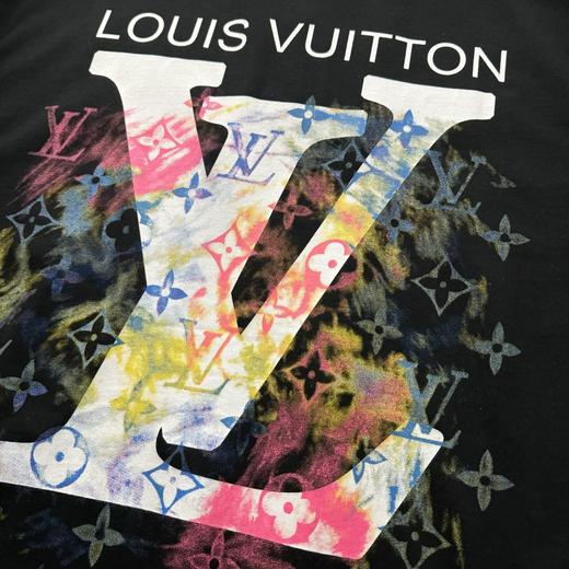 点此购买 LV路易威登春夏季男女款logo刺绣跳色短袖T恤 md 311900 商品图7