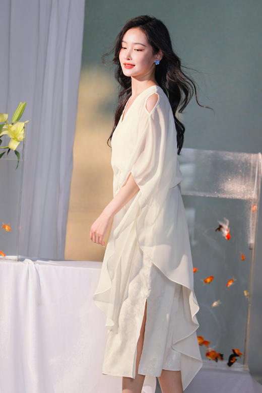 逸红颜明月优选#海岛度假裙「云仙」假两件设计,外层雪纺飘逸灵动,美似洛神~ 商品图8