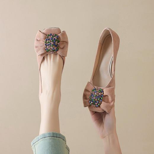 【预售5天】法式春日盎然蝴蝶结水钻粗跟玛丽珍鞋晚风温柔翻皮中跟方头浅口单鞋女WXJFG&W413 商品图3