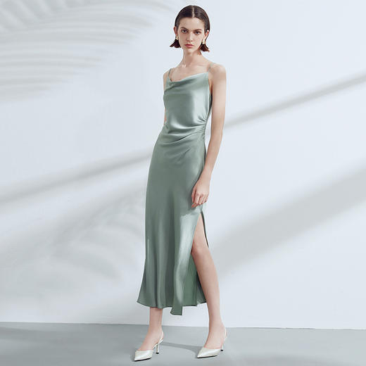 EITIE爱特爱春季新款优雅荡领修身开叉吊带连衣裙7807533 商品图1