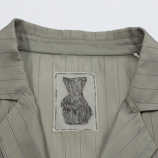 谜底外套短袖女2025夏季新品复古风通勤宽松H型短外套252MW0588 商品图3