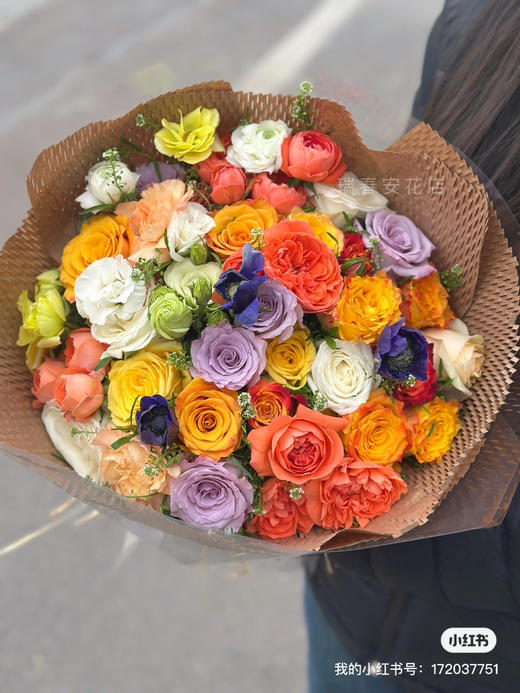 玛卡龙混搭圆形手打花束 商品图0