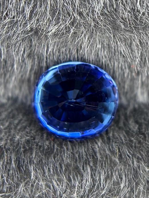1.31ct蓝宝石裸石 商品图3