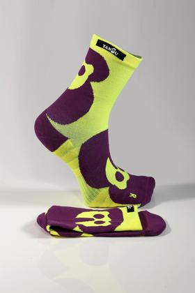 [尝鲜价！一双7折！]严素耐力+运动袜中筒速干快干跑步袜荧光配色路跑马拉松