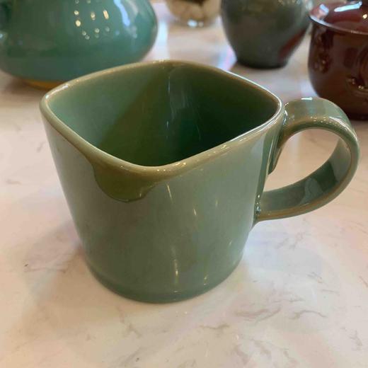 青玉四方把杯-华宁陶 商品图0