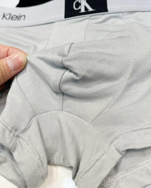 原单正品CK新款男全棉小方块宽松四角裤平角内裤尺码S M L XL
一个三条装 商品图6