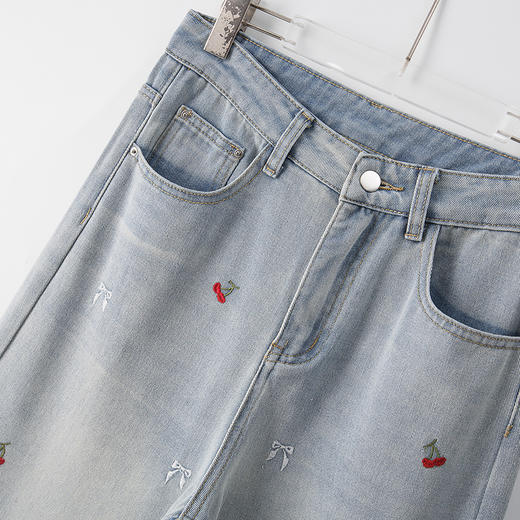 奢姿大码女装2025夏装新款胖妹妹水果图案刺绣直筒裤休闲牛仔裤5552565519 商品图2