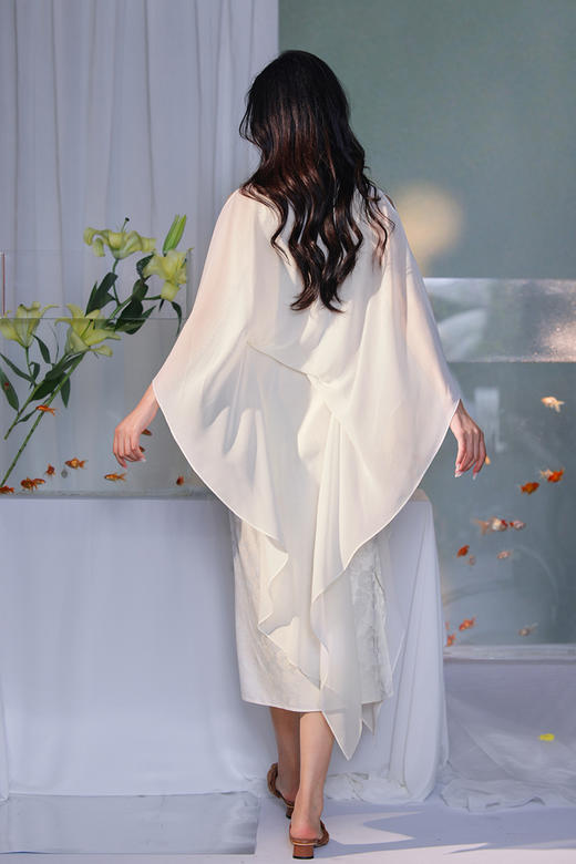 逸红颜明月优选#海岛度假裙「云仙」假两件设计,外层雪纺飘逸灵动,美似洛神~ 商品图10