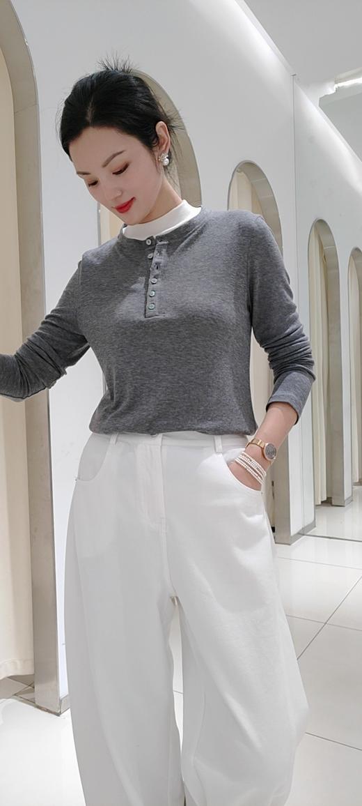 福利款485165天丝羊毛六扣打底衫 商品图1