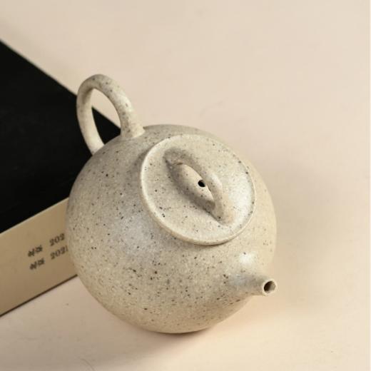 圆瓢 宜兴原矿紫砂 小品壶慢生活 泡茶壶 生活美学茶器 色泽效果细腻而丰富 商品图10