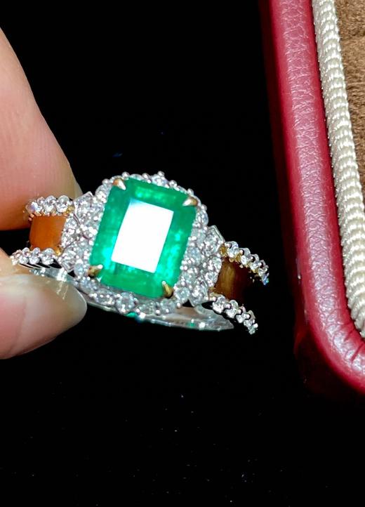 1.55ct刻面祖母绿戒指 商品图0