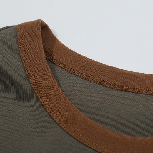 谜底T恤短袖女2025夏新品休闲日常深茶色紧身X型短上衣252MT0574 商品图3