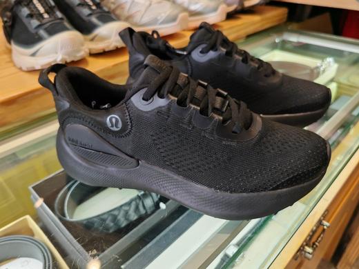 lululemon  LULU男女款黑色越野跑步鞋 商品图1