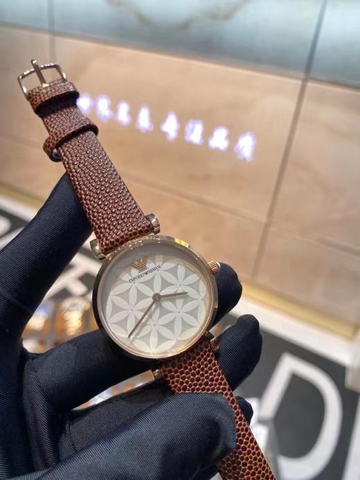 D031316简洁优美的花瓣纹表盘贝母石英女腕表生日礼物送女友ar1990 商品图4