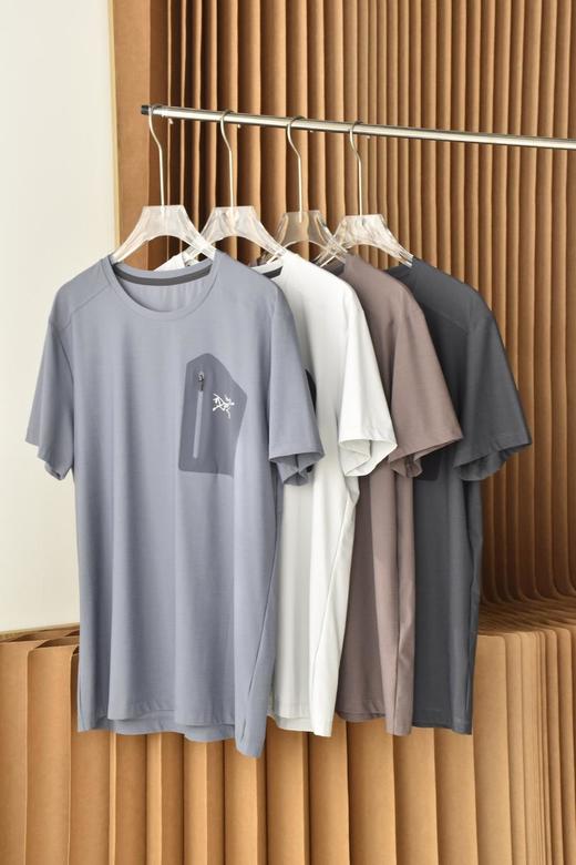 始祖鸟爆款绝对算是坐实了户外“潮流圈一哥”的位置了就连一件基础的tee一经发售就成为了爆款男女同款（SS） 商品图1