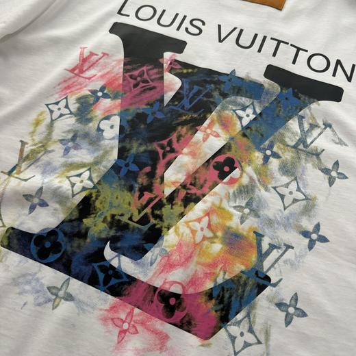 点此购买 LV路易威登春夏季男女款logo刺绣跳色短袖T恤 md 311900 商品图12