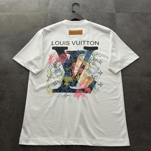 点此购买 LV路易威登春夏季男女款logo刺绣跳色短袖T恤 md 311900 商品图3