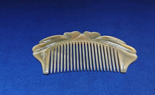 S5078   12CM双桃心月梳 商品图0