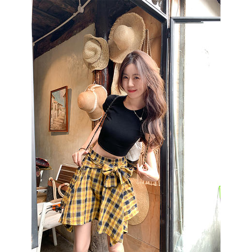 <曾小咸推荐>韩系设计感不规则黄色格子半身裙 商品图2