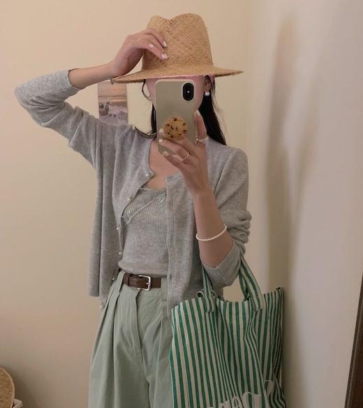 老米优品🎈 恰到好处的春意《蕾丝背心+珍珠扣针织开衫》春日氛围感穿搭~ 莫兰迪色系好温柔！ 商品图2