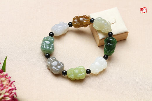和田玉多宝牛【扭转乾坤】手串 商品图3