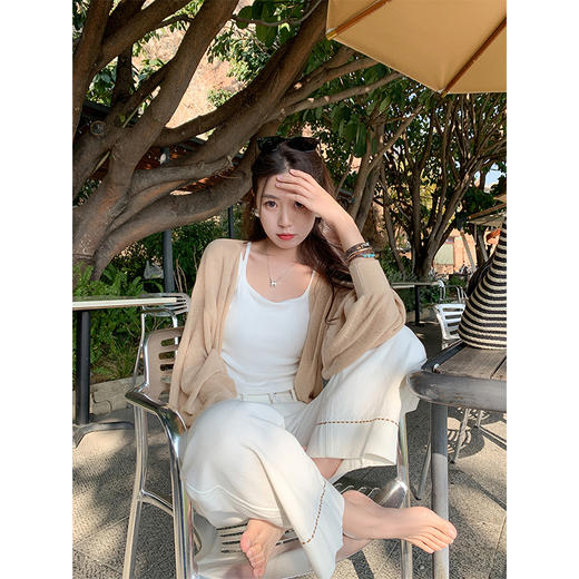 <曾小咸推荐>4.2现货秒杀 ！微信超特价！2色九分阔腿牛仔裤 日常189.99 立减100 秒杀89.99！！卡其色开衫秒杀59.99！！ 商品图2