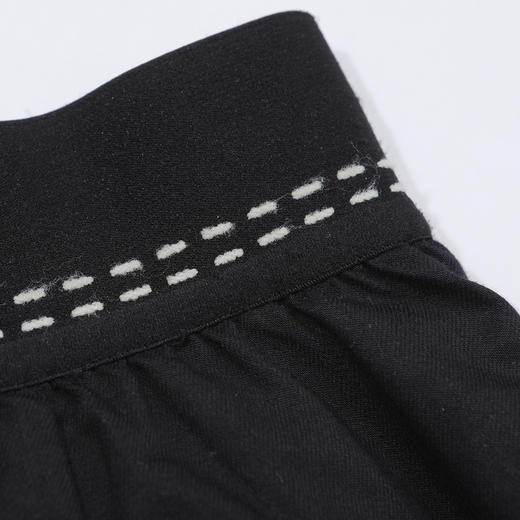 谜底短裤女2025夏季新品百搭日常弹力LOGO短裤合身裤子252MK0573 商品图3