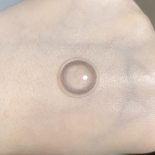 Gugucon旗下 |  小小黑｜14.0mm白狮参考着色超小直径｜ 日抛  一盒十片装 商品图1