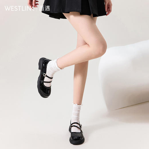 西遇玛丽珍小皮鞋女新款春夏法式亮面厚底低跟软底不累脚单鞋V0556526 商品图3