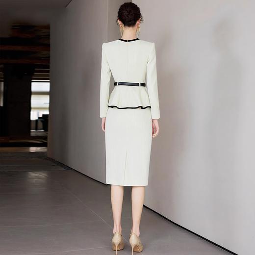 IWY/春季米白色长袖两件套女士职业装套装主持接拼小香风千金风西装裙CS2218 商品图3