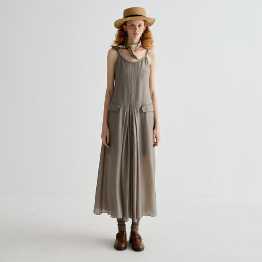 谜底连衣裙无袖女2025夏新品复古风度假刺绣铜氨丝长裙252ML0561 商品图0