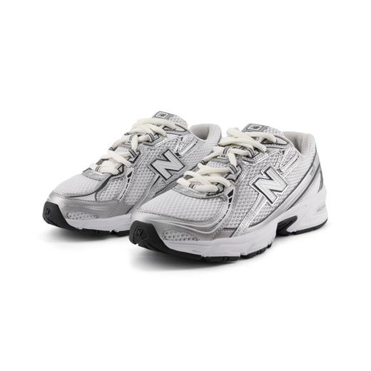 【云粉节】  【8.5折】7楼 NewBalance轻便百搭休闲运动男女鞋 吊牌价：799元 商品图0