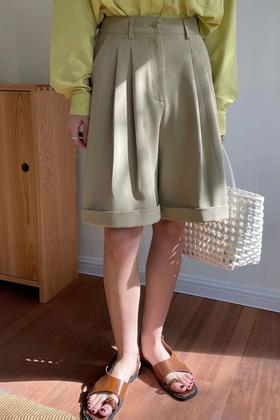 LNNNS 卡其色休闲百搭随性五分短裤 17940